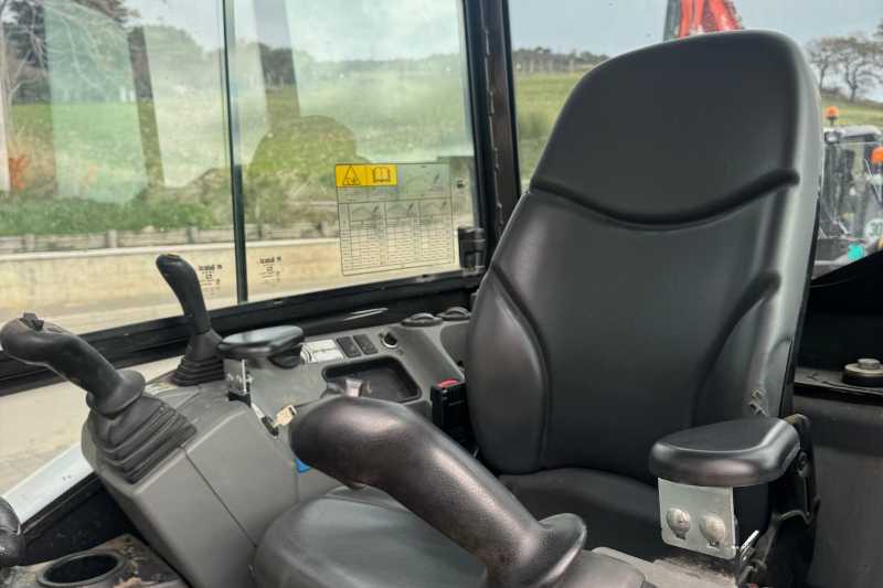 OmecoHub - Immagine BOBCAT E34